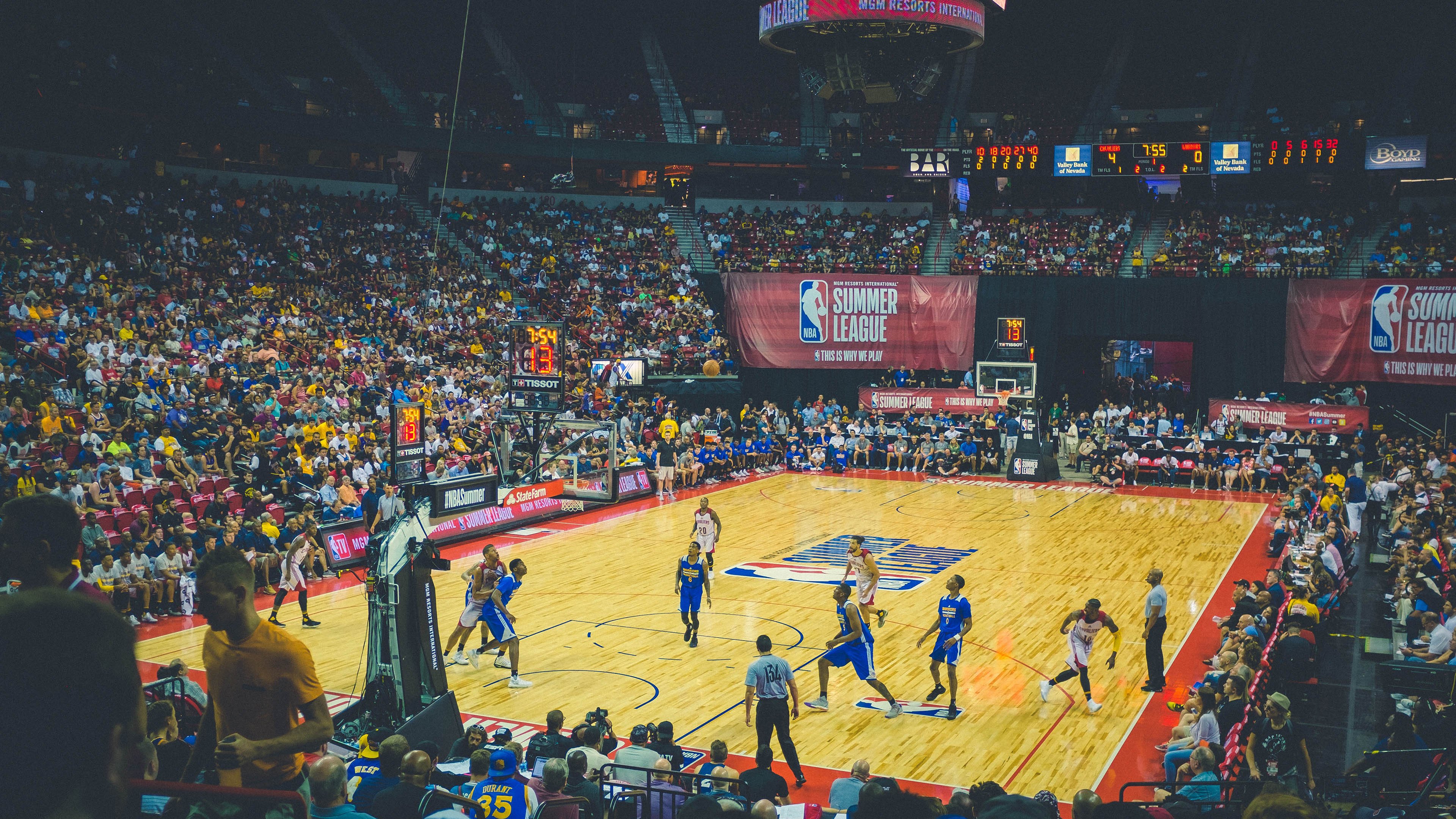 华体会体育官方网址-CBA赛场的青春风暴，cba青年